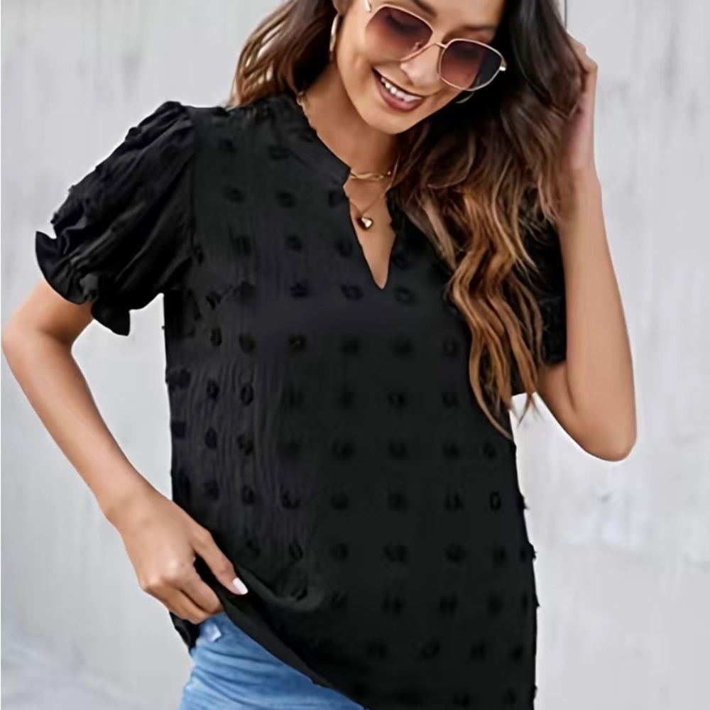 Beautiful Top - Picture 2 of 3